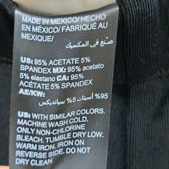 Chico's Travelers Travel Pants‎ 1 M Pull On Elastic Waist Stretch Knit Black 1R - Picture 5 of 5